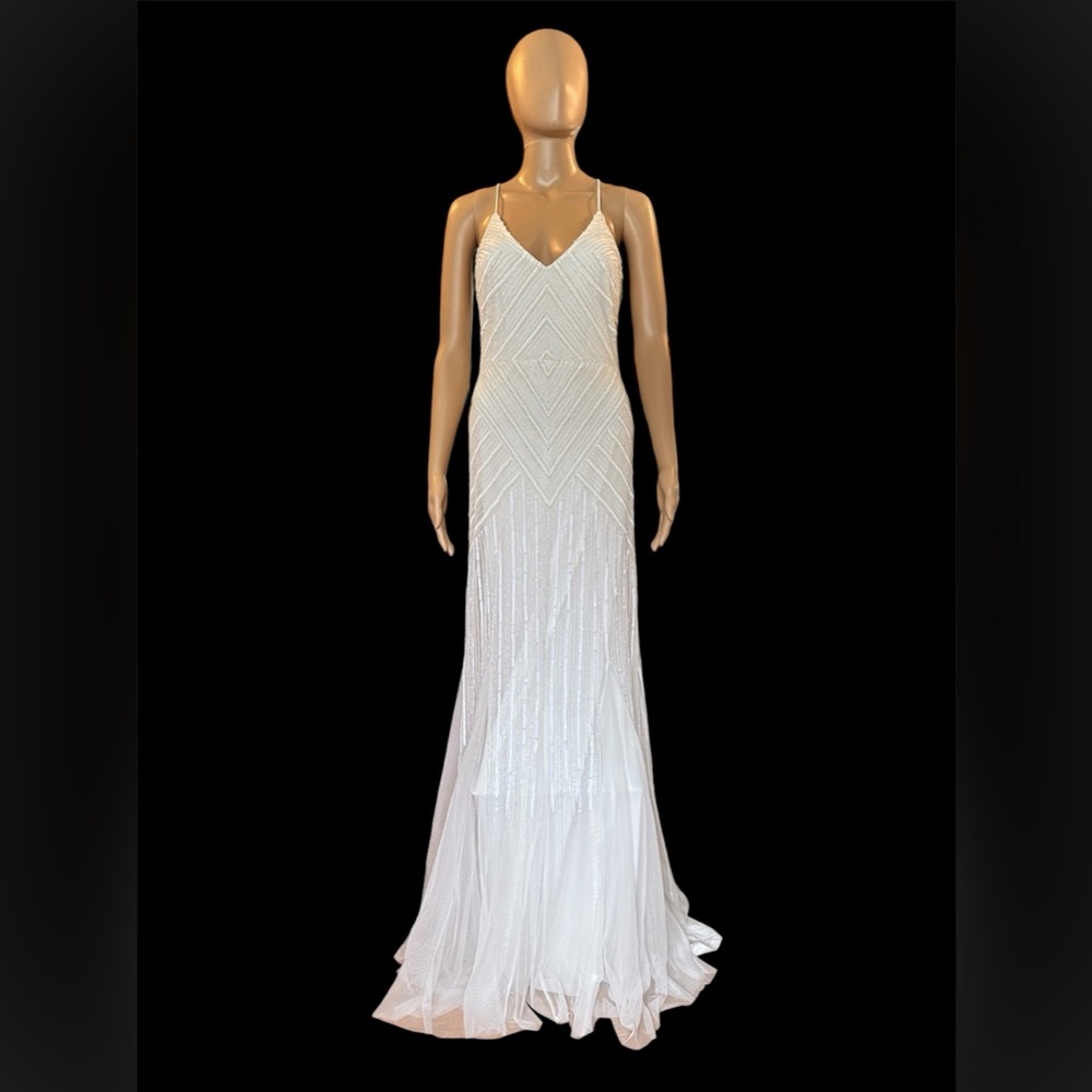 Lulu’s Beaded Sequin Crisscross Back with Chiffon Goddetts Maxi Dress Sz Small.